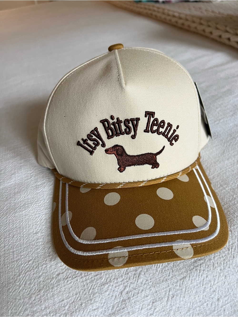 NWT Itsy Bitsy Teenie Dachshund Polka Dot Trucker Hat
